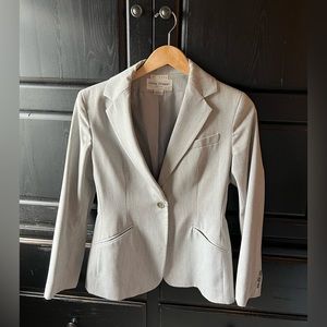 Rena Rowan women’s gray pant suit 8 petite